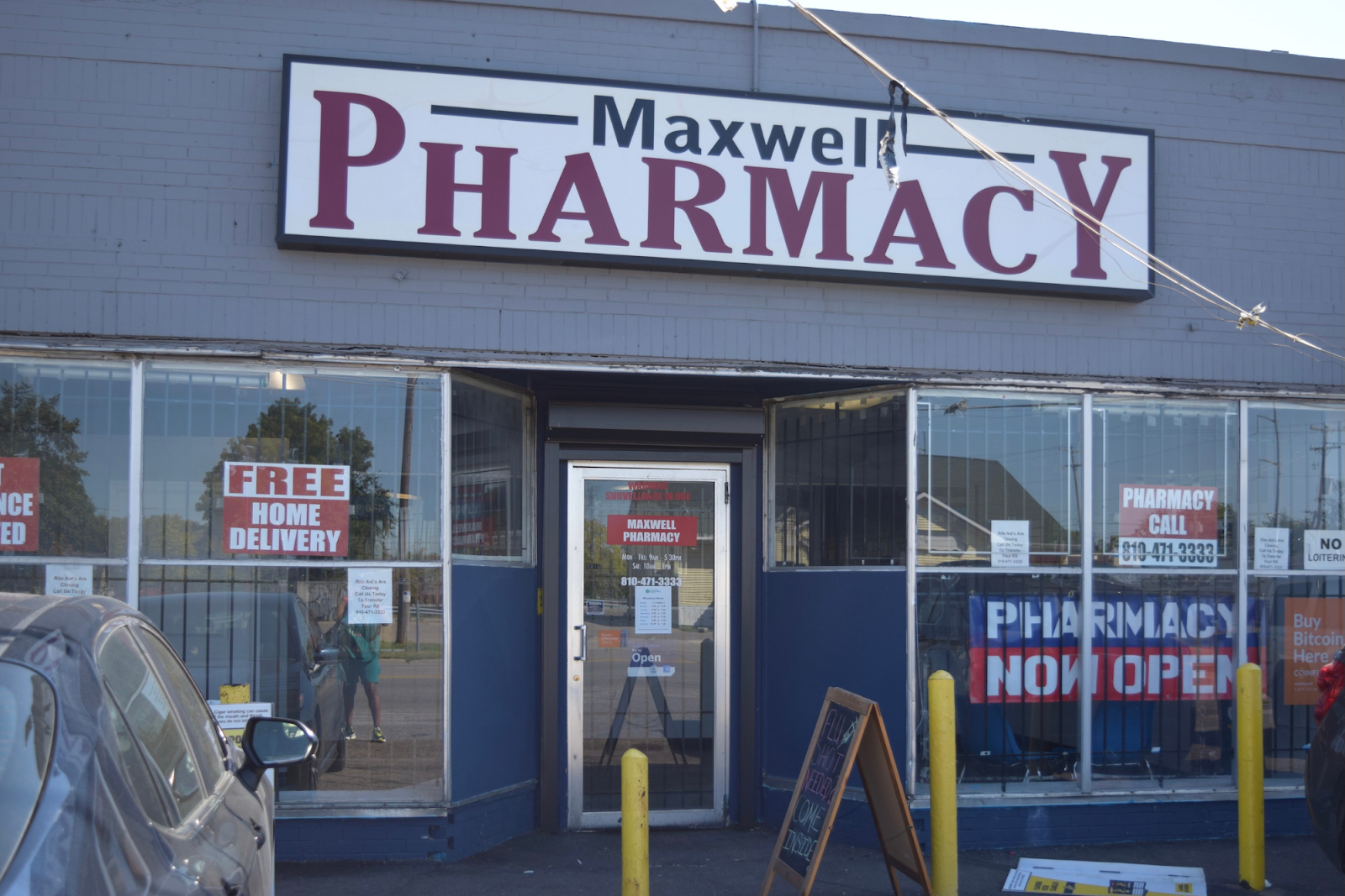 Maxwell Pharmacy is relatively new to Flint but offers free home delivery for medications. (Michell Thompson | Flintside.com)