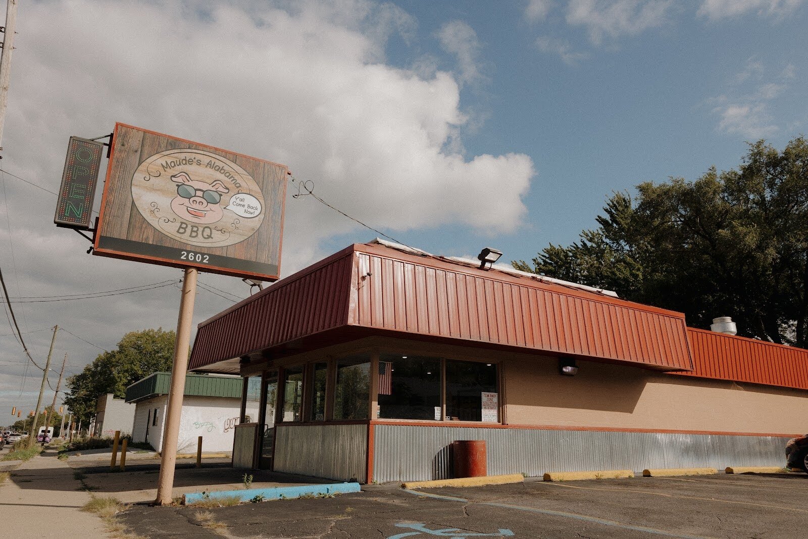 Maude’s Alabama BBQ’s Flint location on Sept. 25, 2024. (Anthony Summers | Flintside.com)