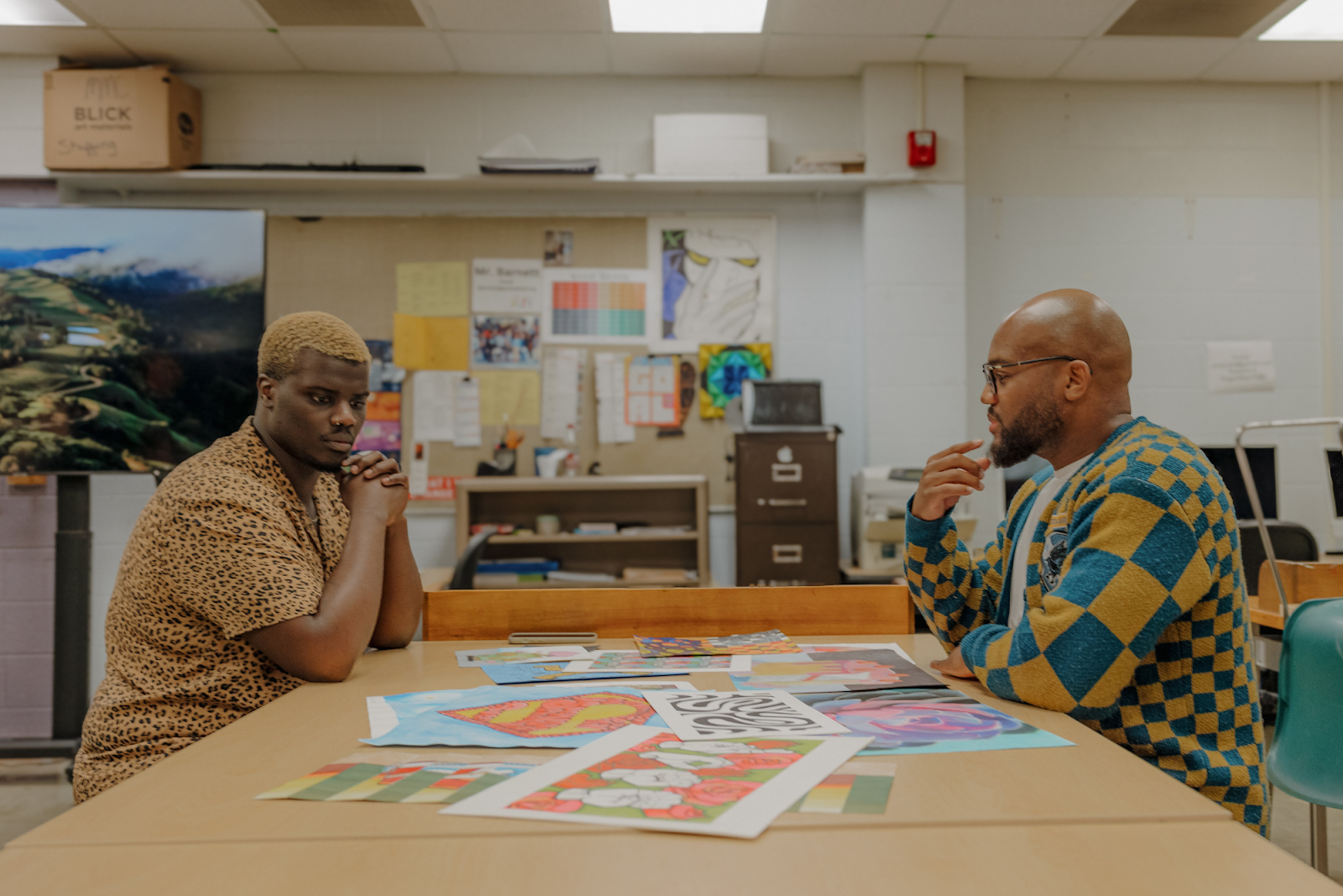 Barnett shares the depth of artwork done in class by himself and his students at Mott Middle College on September 10, 2024. (Anthony Summers | Flintside.com)