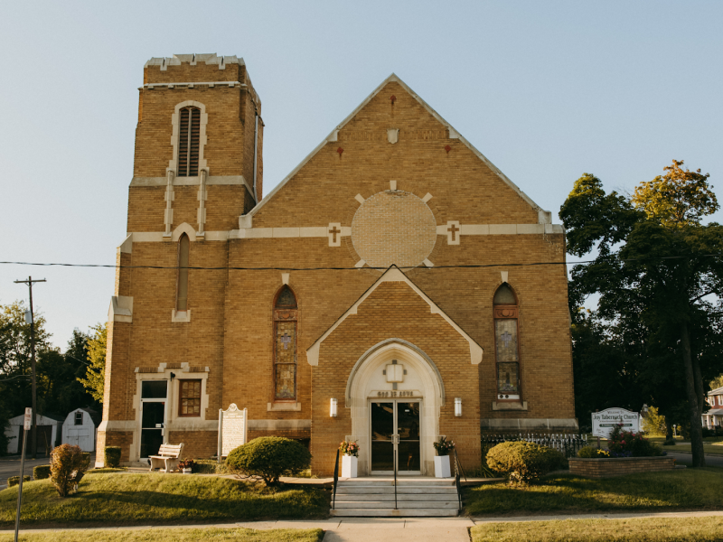 As a part of Flintside's 'On the Ground' series, photo-journalist Anthony Summers visited the historic neighborhood of Civic Park and captured stunning, stoic photos of how the community looks today. 
