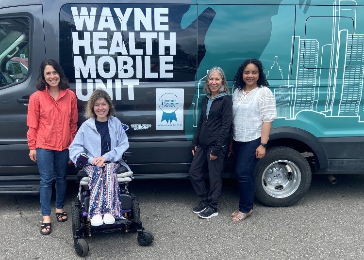 The Wayne Health Mobile Unit with (L-R) Patti Ramos, Kristen Milefchik, Sharon Milberger, and Dr. Rhonda Dailey.