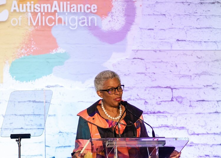 Rochelle Riley presenting at the 2023 gala.