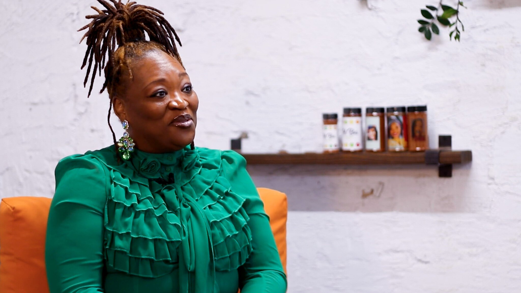 Kavondra Rayford is the owner of Hi-Beti, a company that specializes in flavorful, healthy diabetic seasonings and BBQ sauce.