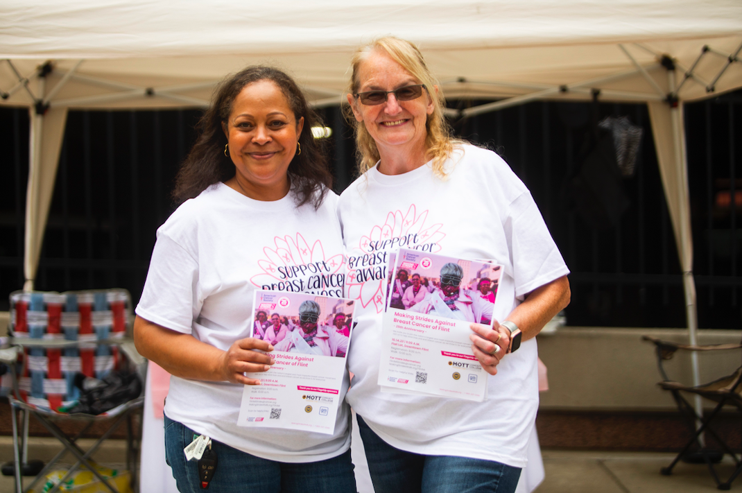 Hundreds of people gather in downtown Flint's Buckham Alley for Alley Fest on Saturday, July 8, 2023. (Katy Kildee | Flintside)