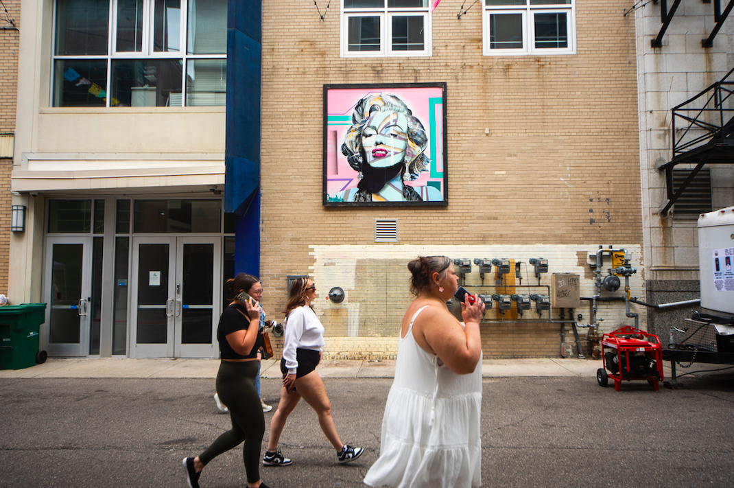 Hundreds of people gather in downtown Flint's Buckham Alley for Alley Fest on Saturday, July 8, 2023. (Katy Kildee | Flintside)