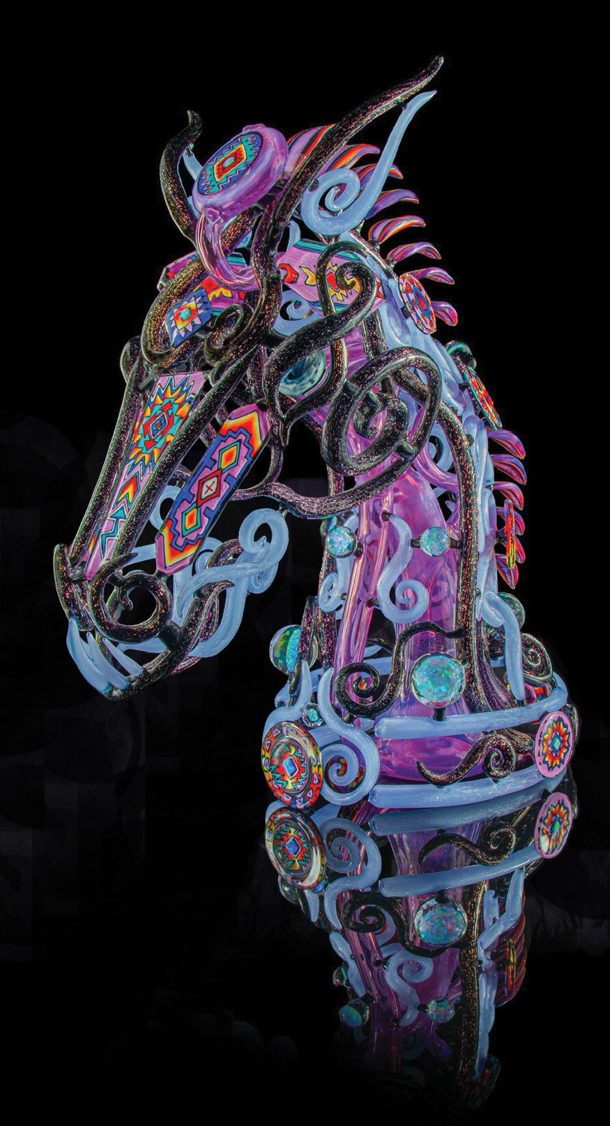 Shayla Behrman (Windstar Glass) and James Lynch (Hicdogg), Spirit, 2021. Borosilicate glass. (Photo Credit: Daren Miller)