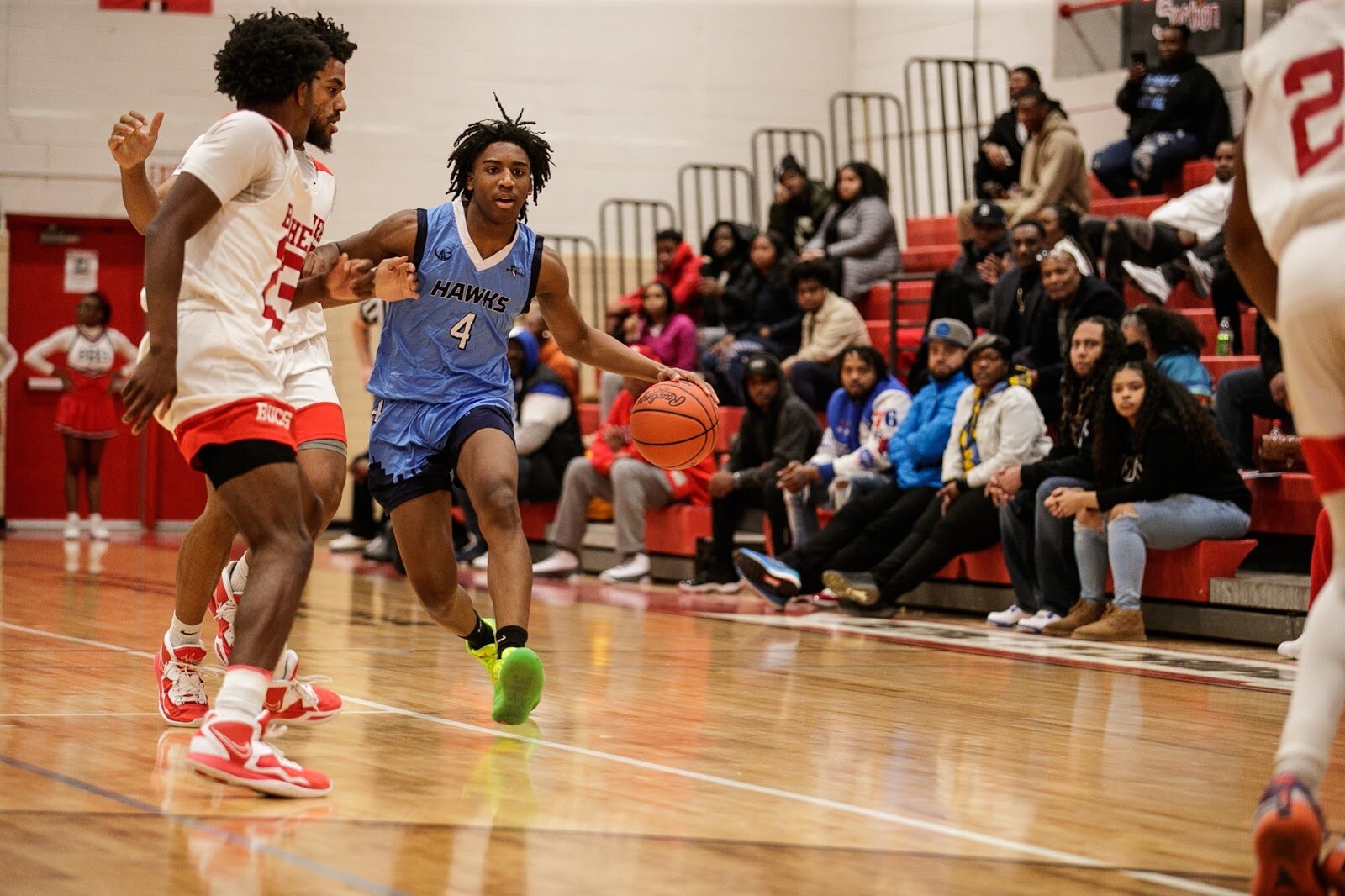 Hamady player Jakobie Boose drives the ball during the boys' varsity basketball game on Saturday, Feb. 18, 2023, at the Moses Lacey Fieldhouse in Mount Morris. Beecher defeated Hamady 48-43. (Jenifer Veloso | Flintside)
