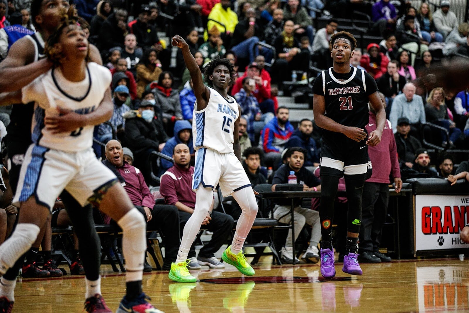 Hamady Amari’Yunn Blythe shoots a field goal during the Hamady vs Hamtramck game at Grand Blanc High School for The Carmody Classic on Saturday, Jan. 07, 2022. Hamady defeated Hamtramck 70-55 (Jenifer Veloso | Flintside)
