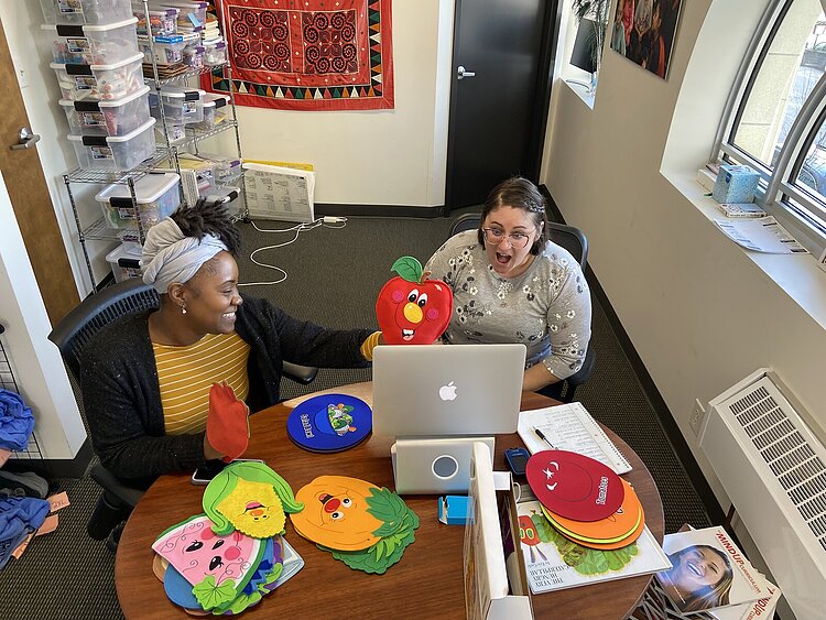 Crim Fitness Foundation SNAP-Ed educators lead a virtual session at Eisenhower Elementary in Flint.