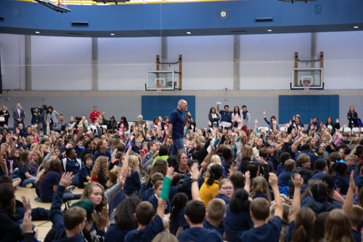 Blueberry Founder Phil Shaltz asks how many students are return Blueberries.