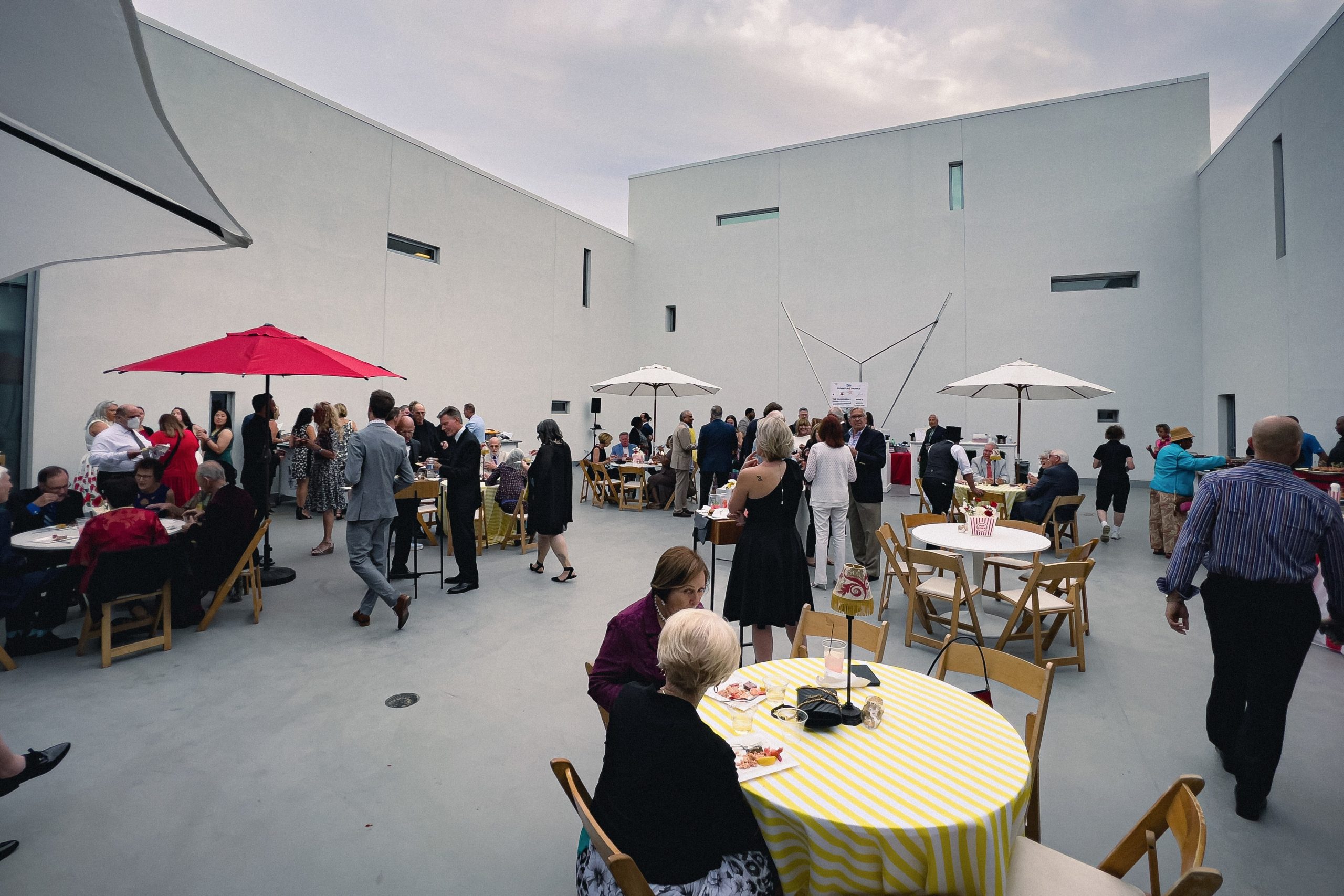 A scene from last year's fundraiser at the Flint Institute of Arts.