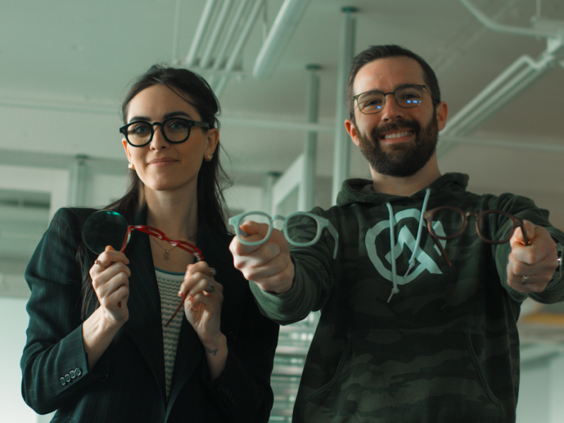 Genusee CEO Ali Rose Van Overbeke (left) and Gamer Advantage CEO Bryan Reedy.