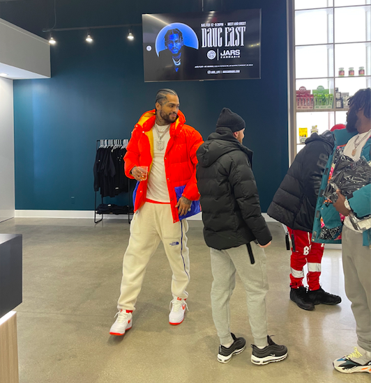 East posed for pictures with fans and gave exclusive interviews to JARS representatives.
