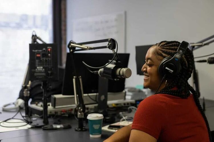 Jordyn Anese is on the air from every weekday on 98.9 The Beat.10 a.m. to 3 p.m.