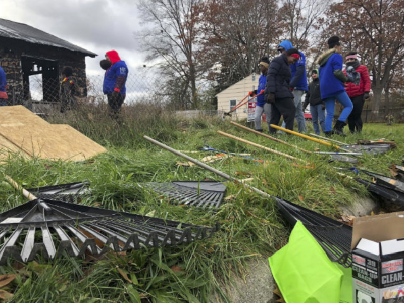 A Mott Foundation grant will help support community cleanups and create jobs for young people.